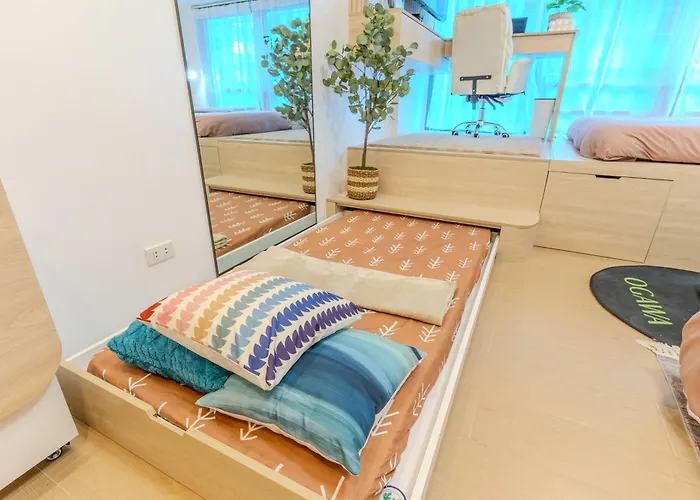 Apartment 2mins To Malls, Unli Full Body Massage, Eastwood Le Grand 3 Manila