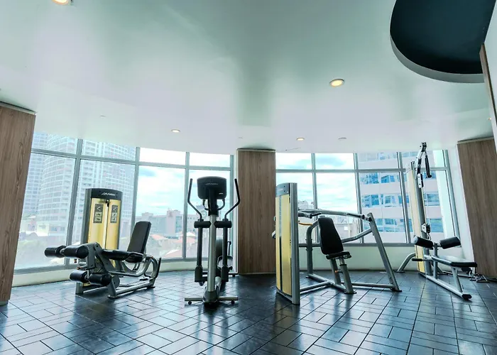 Apartment 2mins To Malls, Unli Full Body Massage, Eastwood Le Grand 3 *